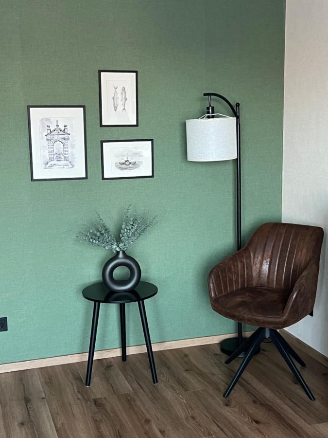 Gemuetliches Studio Im Stadtkern Mit Kanalblick Емден Екстериор снимка