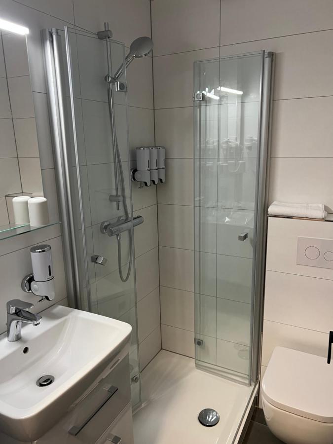 Gemuetliches Studio Im Stadtkern Mit Kanalblick Емден Екстериор снимка